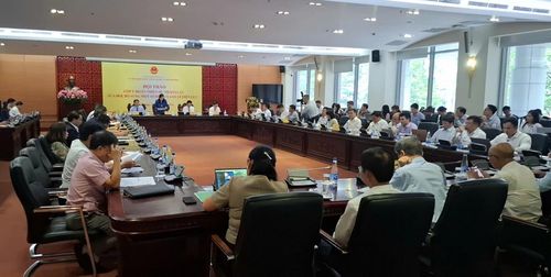 Toàn cảnh hội thảo lấy ý kiến hoàn thiện dự thảo Luật sửa đổi, bổ sung một số điều của Luật Điện lực.