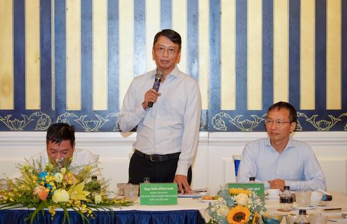 TS. Trần Hồng Nam, Thành viên HĐTV Petrovietnam phát biểu tại hội thảo.