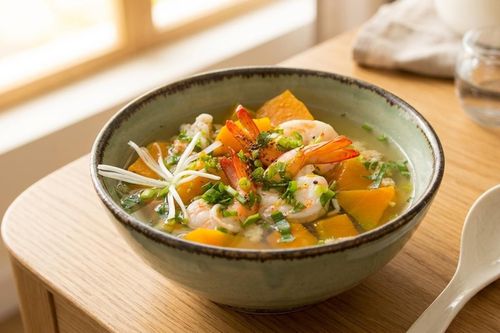 Canh bí đỏ nấu tôm. Ảnh: AI