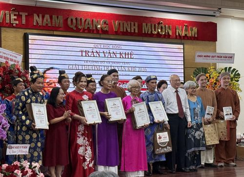 Trao giải cho các cá nhân Giải thưởng Trần Văn Khê năm 2026.