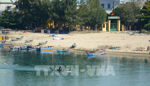 Vẻ đẹp hoang sơ, thanh bình cùng hệ sinh thái phong phú đã khiến nơi đây được ví như chốn bồng lai tiên cảnh. Ảnh: Văn Dũng-TTXVN