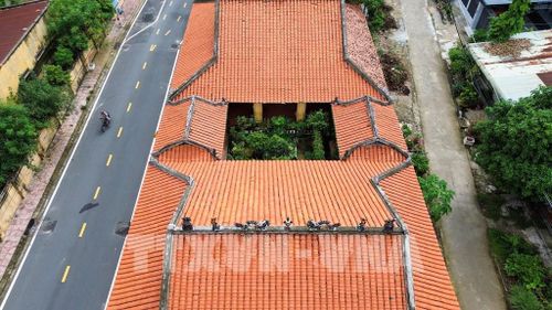 Kiến trúc độc đáo của Đình Hiệp Ninh, nơi kết nối những giá trị lịch sử, kiến trúc, tín ngưỡng với câu chuyện mở đất, dựng làng và gìn giữ quê hương qua nhiều thế hệ. Ảnh: Giang Phương - TTXVN