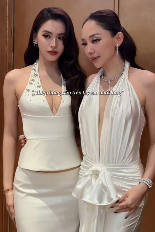 Tóc Tiên và Tiểu Vy tự tin "đọ sắc" trong lần gặp mặt mới nhất. Ảnh chụp màn hình