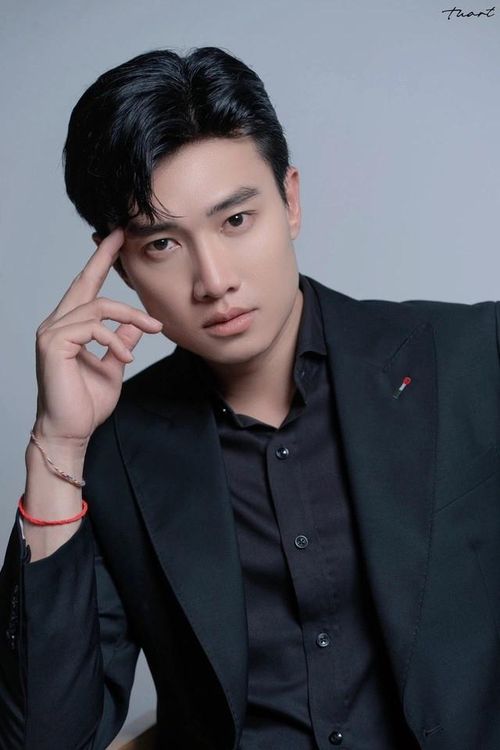 Diễn viên Quốc Trường.