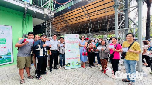 Chương trình tri ân tại Bến xe buýt Sài Gòn.