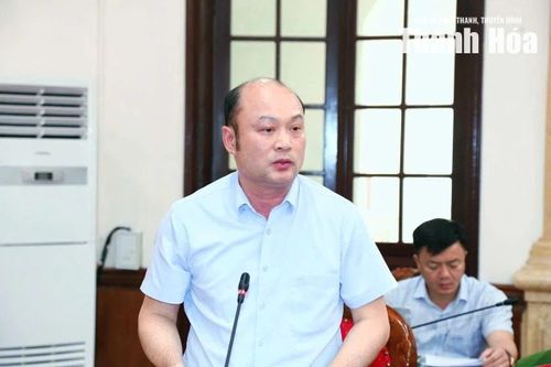 Phó Chủ tịch UBND tỉnh Cao Văn Cường phát biểu tại hội nghị.