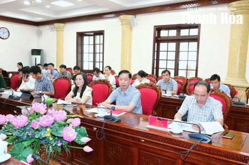 Các đại biểu dự hội nghị.