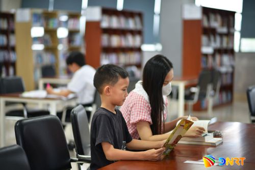 Các tác phẩm với chủ đề quen thuộc và cách thể hiện cũ khiến văn học dành cho thiếu nhi tại Đà Nẵng những năm gần đây thiếu khởi sắc. Ảnh: KHÔI NGUYÊN