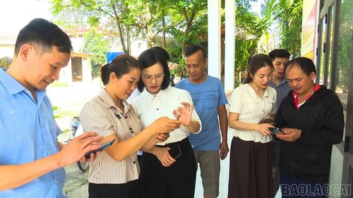 Xã Lục Yên đã đẩy mạnh ứng dụng chuyển đổi số trong hoạt động của các thôn.