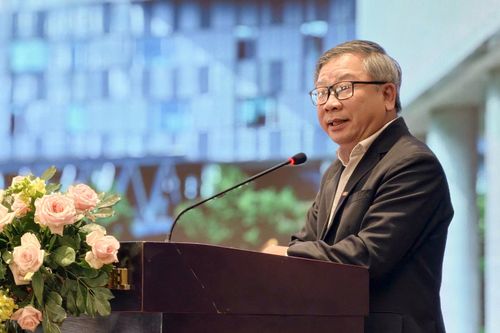 TS Hà Thúc Viên, Phó Hiệu trưởng Trường Đại học Việt Đức tham gia đóng góp ý kiến tại hội thảo