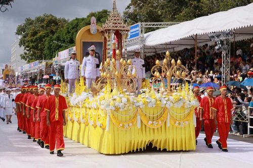 Lễ hội rước nến Phật giáo truyền thống năm 2026 tại tỉnh Ubon Ratchathani - Ảnh: Đ.A