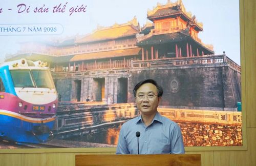 Đồng chí Hoàng Xuân Tân, Phó Chủ tịch UBND tỉnh phát biểu khai mạc hội thảo - Ảnh: N.L