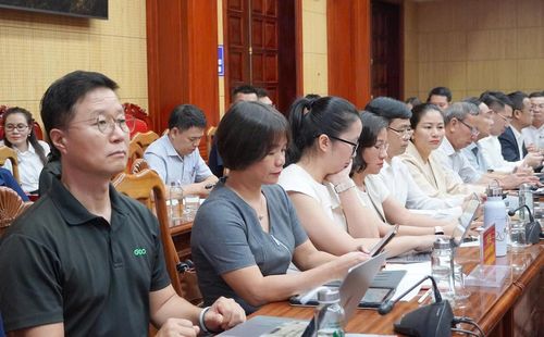 Các đại biểu tham dự hội thảo - Ảnh: N.L