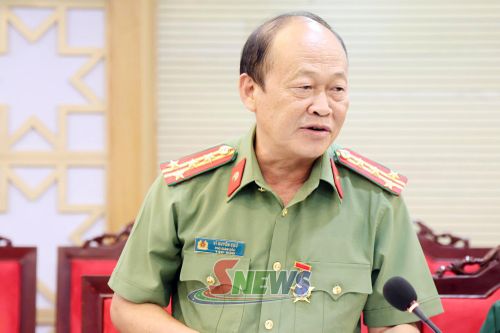 Lãnh đạo Công an tỉnh phát biểu tại hội nghị.
