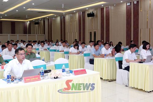 Các đại biểu tham dự Hội nghị.