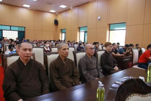 Chư Tăng Ni tham dự