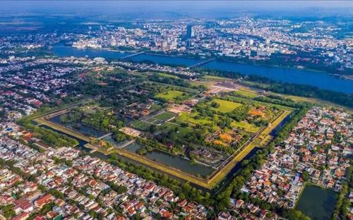 Nếu được hình thành FTZ, TP Huế hướng tới trở thành trung tâm kinh tế biển, logistics, công nghệ cao, du lịch văn hóa và đổi mới sáng tạo của khu vực miền Trung.