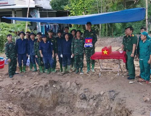 Hài cốt liệt sĩ được cất bốc sẽ đưa về Nghĩa trang Liệt sĩ TP Cần Thơ.