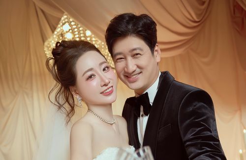  Thùy Anh và Ngọc Quỳnh tổ chức lễ cưới vào tháng 9 tới. Ảnh: FBNV. 