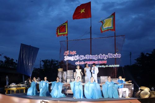 Chương trình nghệ thuật khai mạc gợi mở về hành trình mới của dòng Cổ Cò trong hiện tại