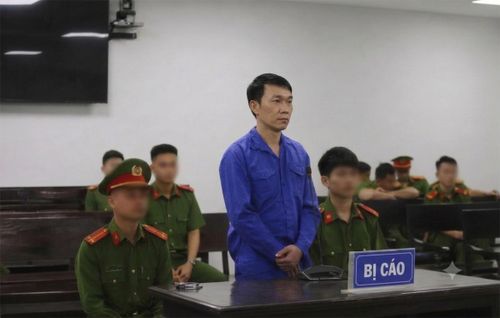Bị cáo Đinh Văn Diện tại tòa.