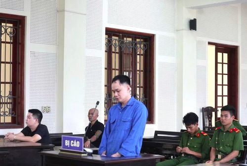 Bị cáo Nguyễn Hoàng Nguyên tại phiên tòa.