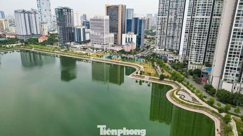 Công viên An Hòa cạnh trụ sở Bộ Nông nghiệp và Môi trường, Bộ Nội vụ, Cung Thiếu nhi Hà Nội và giáp đường Phạm Hùng - vành đai 3.