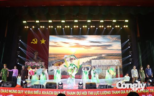 Tác phẩm “Tiếng sét giữa dòng sông” tái hiện thực trạng sử dụng xung kích điện để khai thác thủy sản trái phép diễn biến phức tạp tại nhiều tỉnh miền Tây Nam Bộ