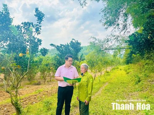 Kiểm tra tình hình sử dụng tín dụng chính sách tại xã Giao An.