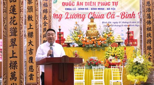 Ông Nguyễn Khánh Bình, Bí thư Đảng ủy, Chủ tịch HĐND xã Bình Minh, cho biết lễ thượng lương đánh dấu bước tiến quan trọng trong quá trình phục dựng Chùa Cả, đồng thời mở ra cơ hội để các giá trị văn hóa, lịch sử của di tích tiếp tục được gìn giữ, lan tỏa và phát huy trong đời sống. Ảnh: Đỗ Đạt