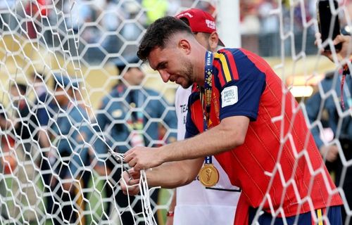 Laporte nâng cao giá trị sau khi cùng tuyển Tây Ban Nha giành chức vô địch World Cup 2026.