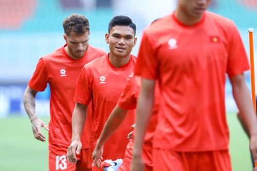 Phạm Xuân Mạnh là một trong số những cầu thủ Việt Nam từng đối đầu Olympic Hàn Quốc tại bán kết bóng đá nam Asian Games 2018 trên sân Pakansari. Đối đầu thế hệ Son Heung-min vẫn là một trong những trận cầu đáng nhớ của bóng đá Việt Nam nhiều năm qua. Ngoài Xuân Mạnh, Quang Hải và Văn Hậu cũng là những cầu thủ Việt Nam hiện tại từng chơi trận đấu ấy.
