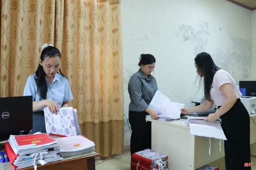 Các cấp, ngành, địa phương đang nỗ lực đảm bảo việc xây dựng, hoàn thiện CSDL đất đai trên địa bàn tỉnh theo đúng tiến độ, yêu cầu đề ra.