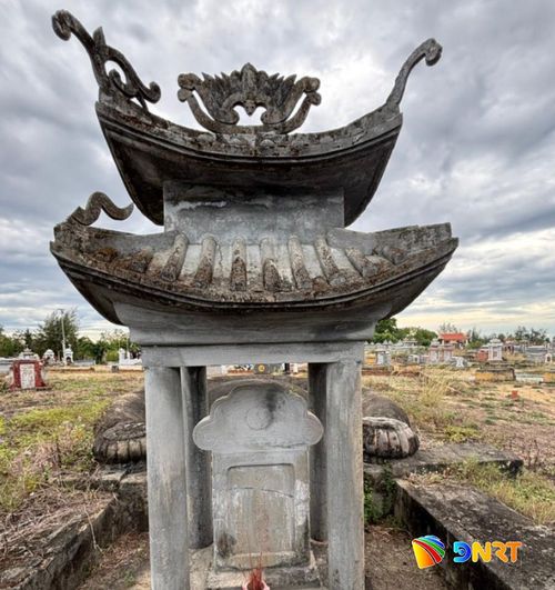 Mộ của cụ Nguyễn Tấn Đại Lang - tiền hiền làng An Lương. Ảnh: L.A.R