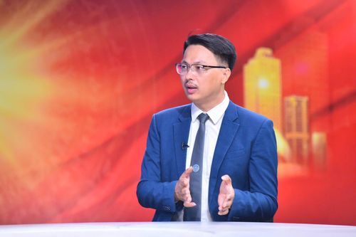 TS, luật sư Đặng Văn Cường trao đổi tại Chương trình. Ảnh: Phan Anh