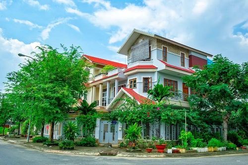 Sở Nông nghiệp và Môi trường TPHCM yêu cầu chủ đầu tư khu định cư Phước Kiển phải hoàn thiện các thủ tục trước khi cấp giấy chứng nhận cho người mua nhà.