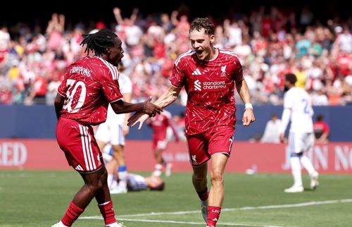 Luke Chambers và Florian Writz ghi 2 bàn cho Liverpool trong hiệp một - Ảnh: Sky Sports