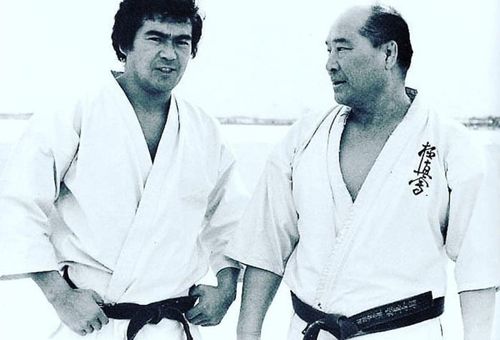 Sonny Chiba là đệ tử của huyền thoại karate, Mas Oyama