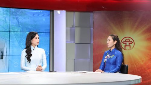Bà Đỗ Thu Nga, Chủ tịch UBND xã Đa Phúc trao đổi tại Chương trình. Ảnh: Thanh Hải