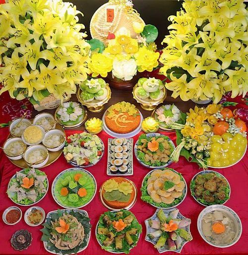 Thời điểm chính để thực hiện nghi lễ này là suốt tháng Bảy âm lịch, đặc biệt là vào ngày rằm tháng Bảy (lễ Vu Lan).