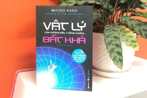 Cuốn "Physics of the Impossible" được xuất bản tại Việt Nam với tựa "Vật lý của những điều tưởng chừng bất khả". Ảnh: ETS.
