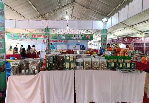 HTX Nông nghiệp Tổng hợp Thuận Phát TPH (phường Lâm Viên - Đà Lạt) thường xuyên tham gia các chương trình xúc tiến thương mại tại các tỉnh, thành
