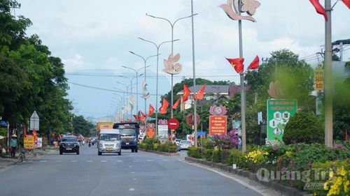 Cam Lộ có hệ thống giao thông đồng bộ, hiện đại - Ảnh: P.P