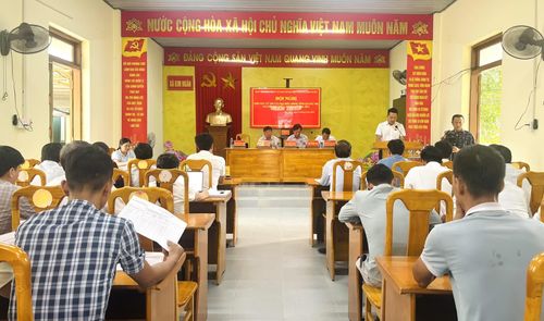 Quang cảnh buổi tiếp xúc cử tri - Ảnh: K.H