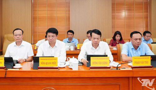 Đại biểu dự Phiên họp.