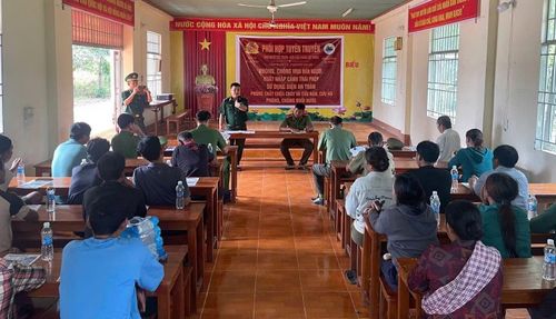  Công an xã Lộc Thành phối hợp với Đồn Biên phòng Lộc Thành tổ chức tuyên truyền pháp luật cho người dân khu vực biên giới. 