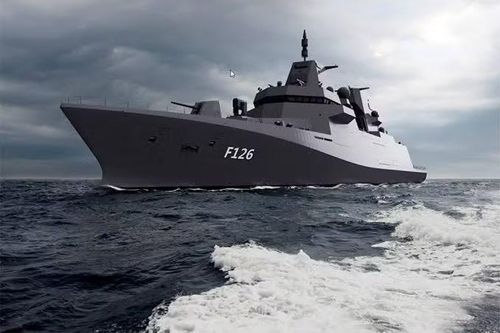 Hải quân Đức hiện cũng đang phát triển các tàu khu trục phòng không và phòng thủ tên lửa F127 tiên tiến, có thể mang tới 96 ống phóng thẳng đứng dành cho tên lửa phòng không và tên lửa hành trình, nó được trang bị hệ thống AEGIS.