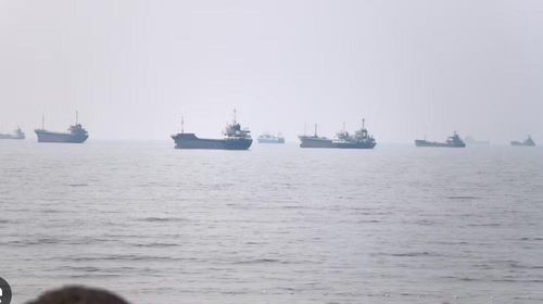 Theo các nguồn tin ngoại giao, nội bộ Iran hiện vẫn tồn tại những quan điểm khác nhau về vấn đề này. Bộ Ngoại giao Iran chưa đưa ra bình luận.