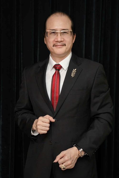 TS. NSND Lê Tuấn Cường, Phó Giám đốc phụ trách Nhà hát Sân khấu truyền thống Quốc gia Việt Nam