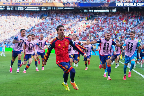 Ferran Torres không loại trừ khả năng rời Barca. Trong ảnh: Ferran Torres ăn mừng bàn thắng mang về chức vô địch World Cup 2026 cho Tây Ban Nha. Ảnh: AP